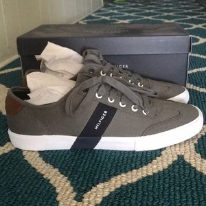 Tommy Hilfiger sneakers